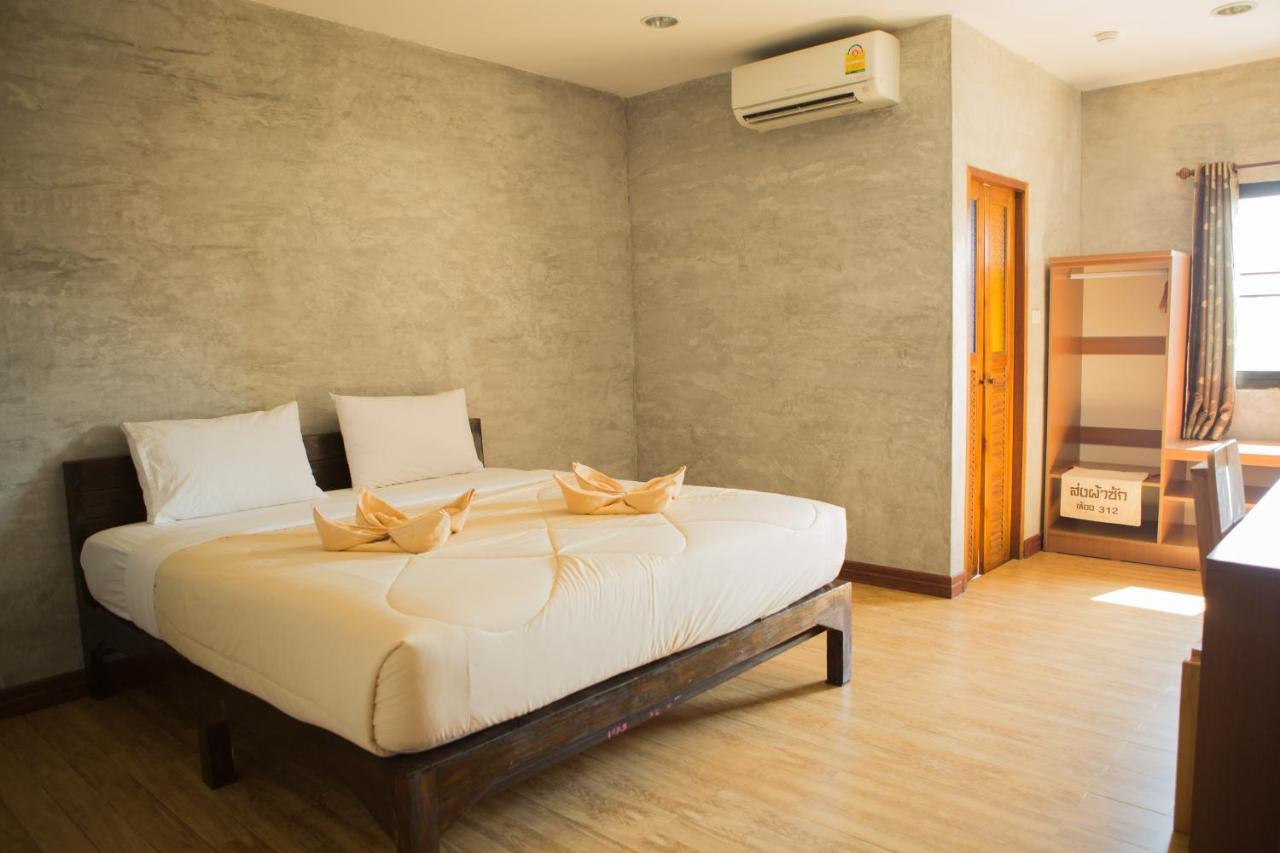 Boonme Heritage Phitsanulok Exterior foto